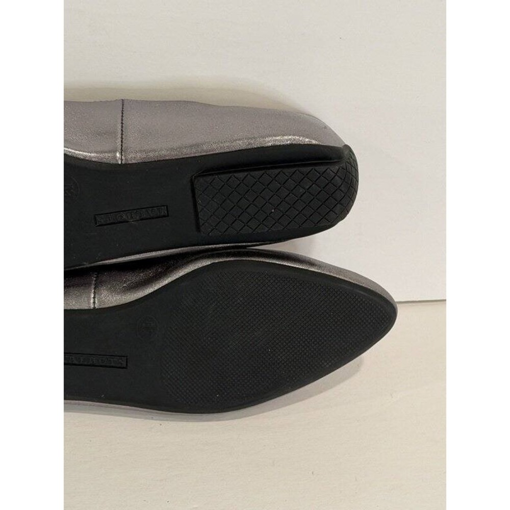 Talbots Francesca Tasseled Metallic Leather Driving Flats Shoes Silver Size 8 - Picture 11 of 11